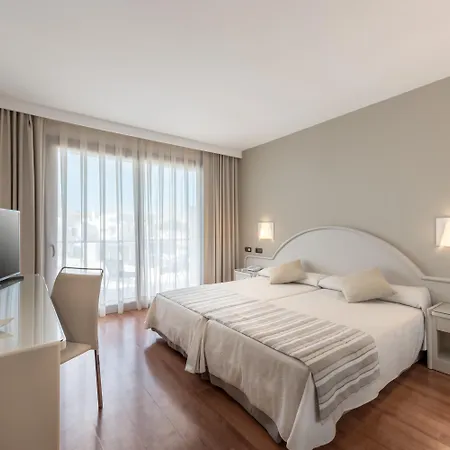 Vik Gran Costa Del Sol Hotel 4*